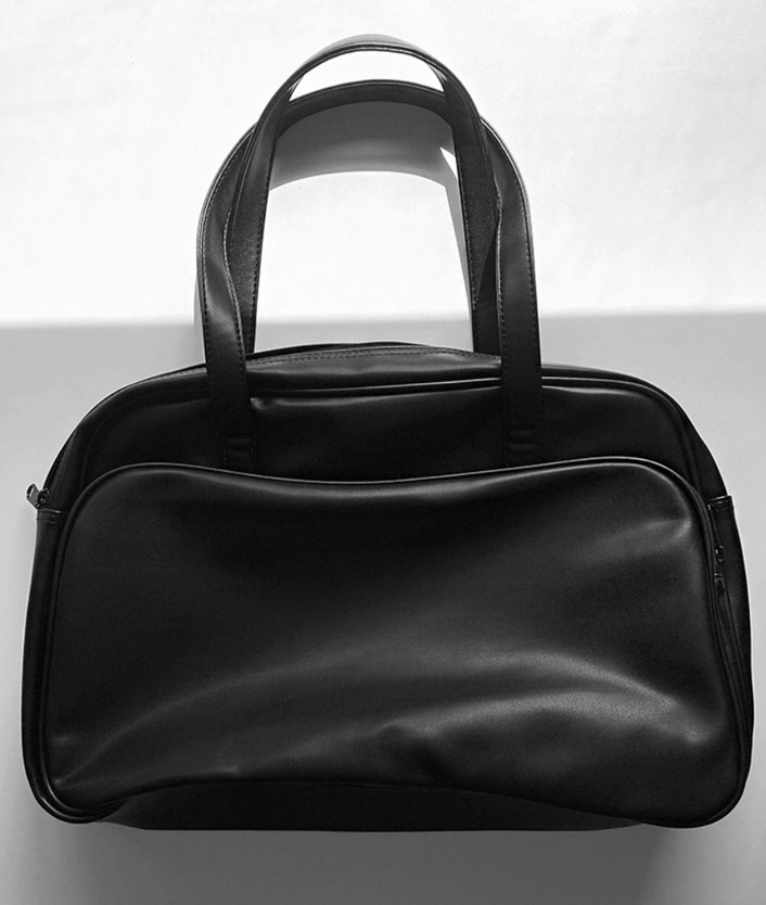 [HQ] blank big leather shoulder bag (black)