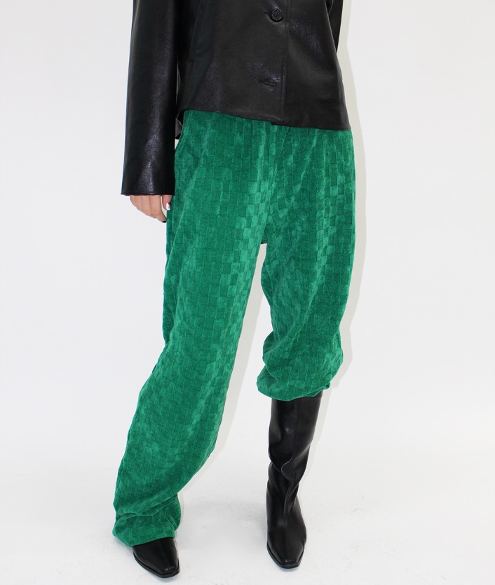 [HQ] square pattern suede banding pants (green)